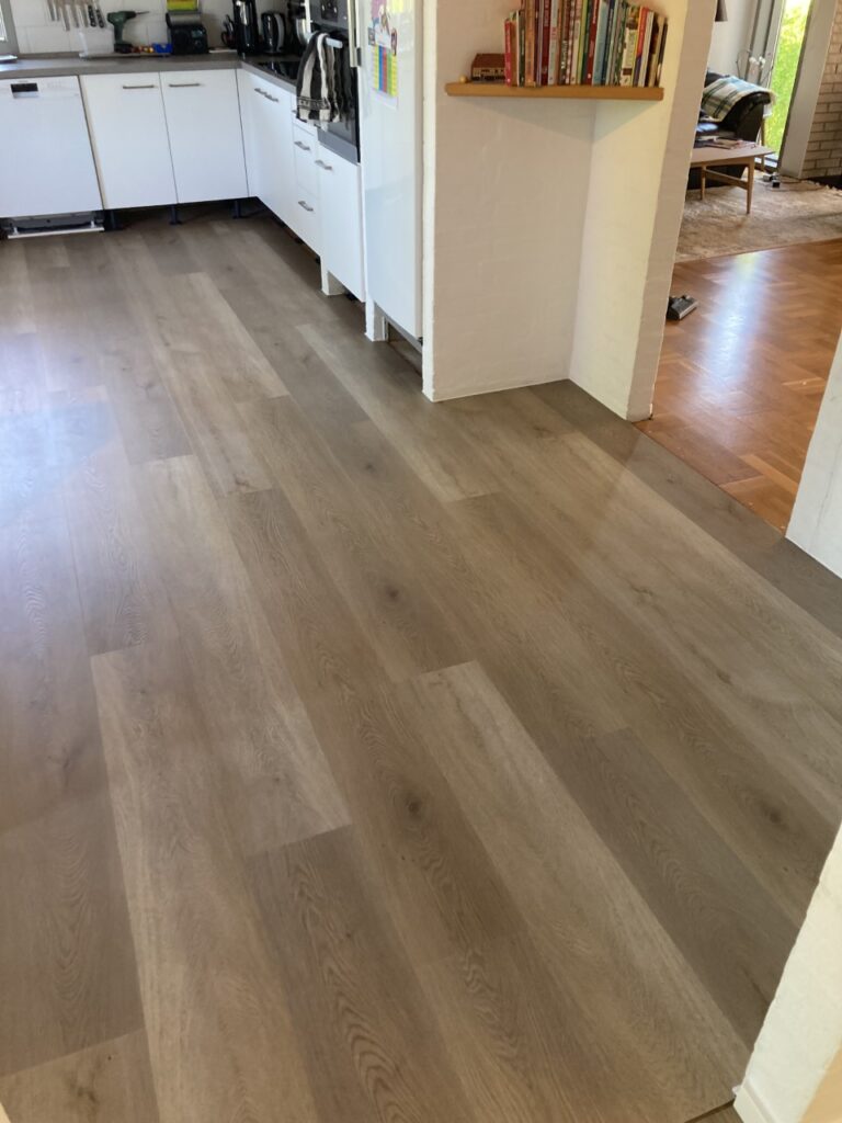 Akustikgulve - Bachmanns Tæpper og Gulve - thumbnail IMG 2153 - Akustikgulve thumbnail_IMG_2153